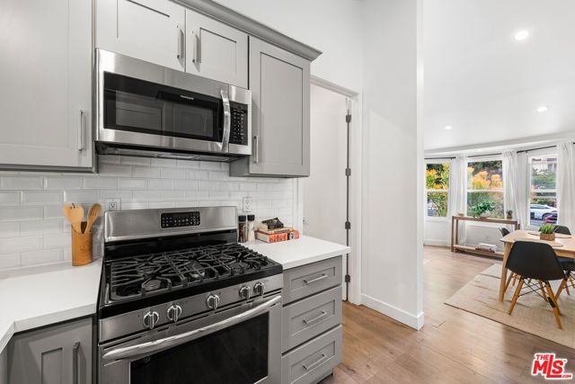 408 N La Fayette Park Place, Los Angeles, CA 90026