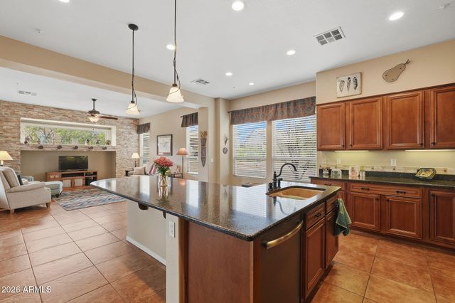 13050 W Pinnacle Vista Drive W, Peoria, AZ 85383