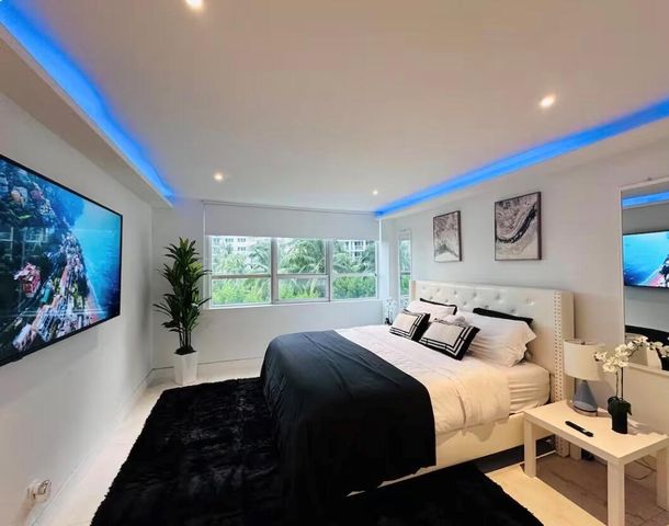 1500 Bay Road 364, Miami Beach, FL 33139