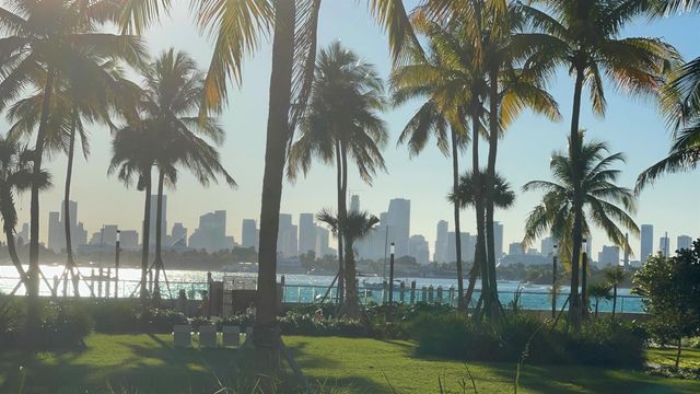 1500 Bay Road 364, Miami Beach, FL 33139