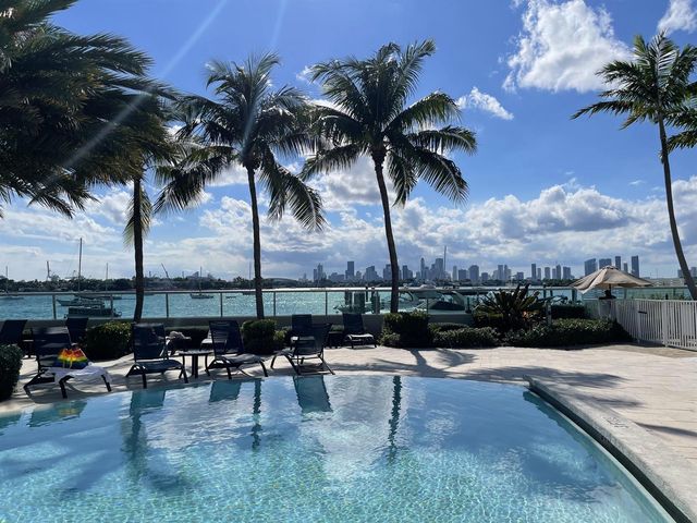 1500 Bay Road 364, Miami Beach, FL 33139