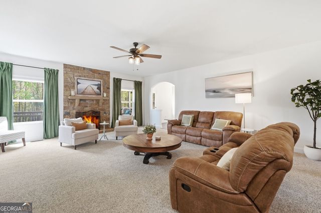 11 Rock Ridge Court SE, Cartersville, GA 30120