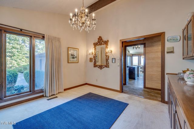 1734 Crockett Ridge, Bristol, VA 24201