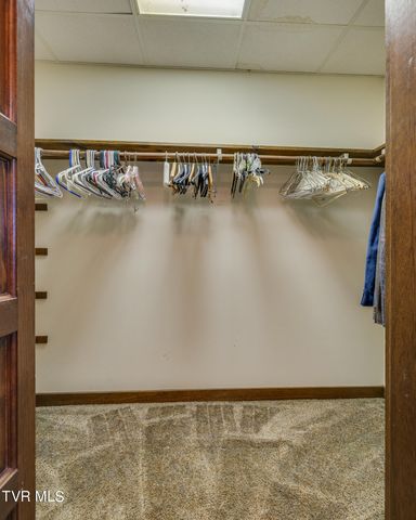 1734 Crockett Ridge, Bristol, VA 24201