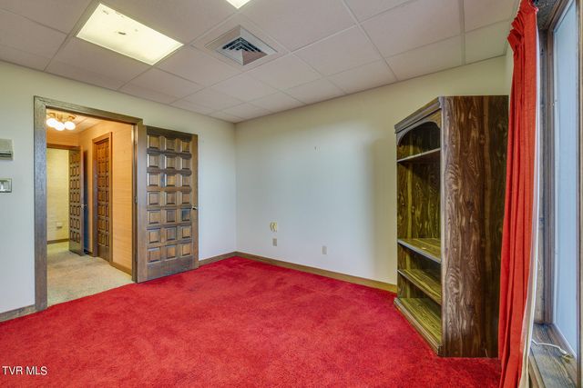 1734 Crockett Ridge, Bristol, VA 24201