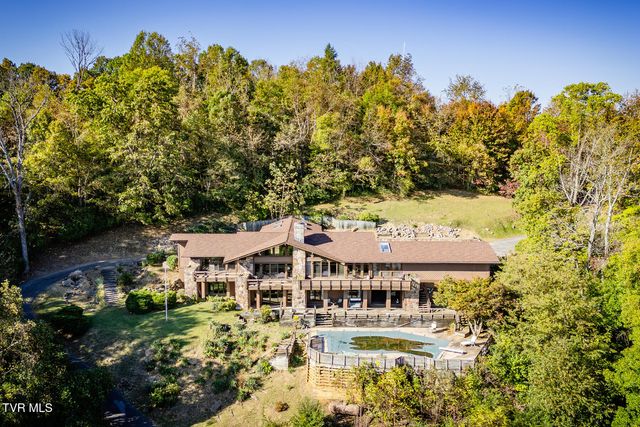 1734 Crockett Ridge, Bristol, VA 24201