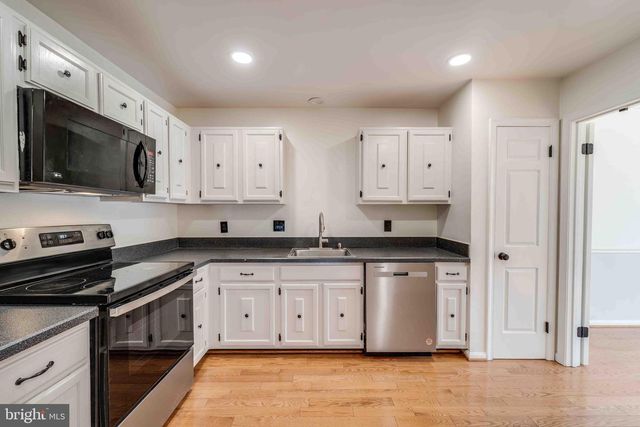 7713 BRISTOL SQUARE CT, Springfield, VA 22153