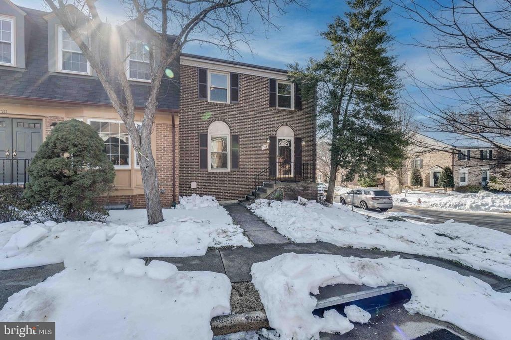 7713 BRISTOL SQUARE CT, Springfield, VA 22153