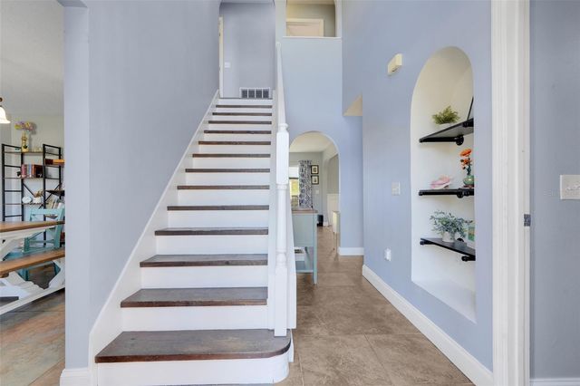 925 ROANOKE DRIVE, Minneola, FL 34715