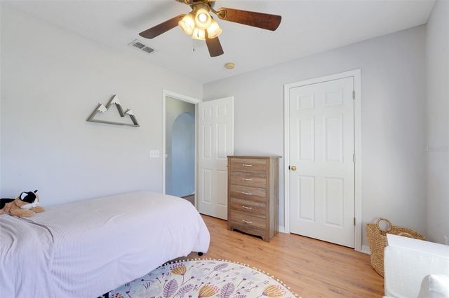 925 ROANOKE DRIVE, Minneola, FL 34715