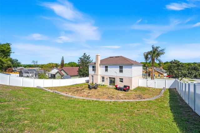 925 ROANOKE DRIVE, Minneola, FL 34715