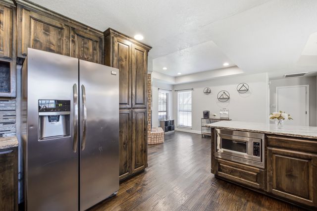 11 Edgemere Drive, Trophy Club, TX 76262