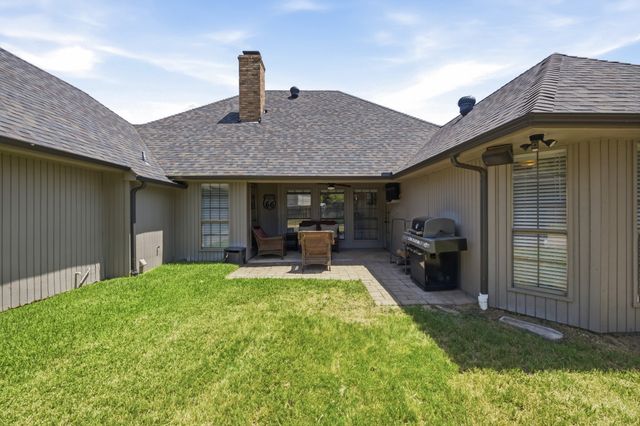 11 Edgemere Drive, Trophy Club, TX 76262