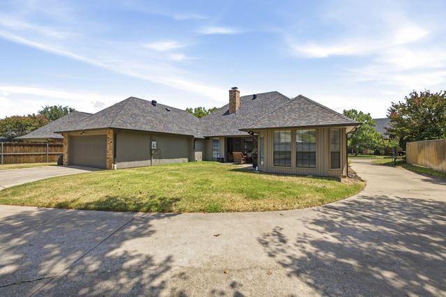 11 Edgemere Drive, Trophy Club, TX 76262