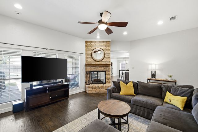 11 Edgemere Drive, Trophy Club, TX 76262