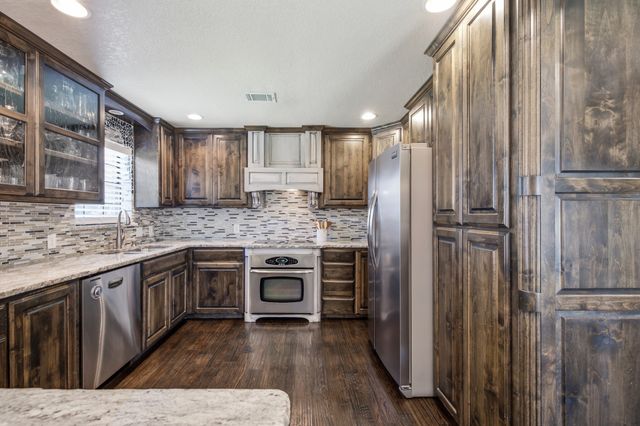 11 Edgemere Drive, Trophy Club, TX 76262