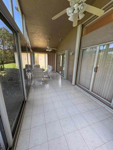 6693 Sun River Road, Boynton Beach, FL 33437