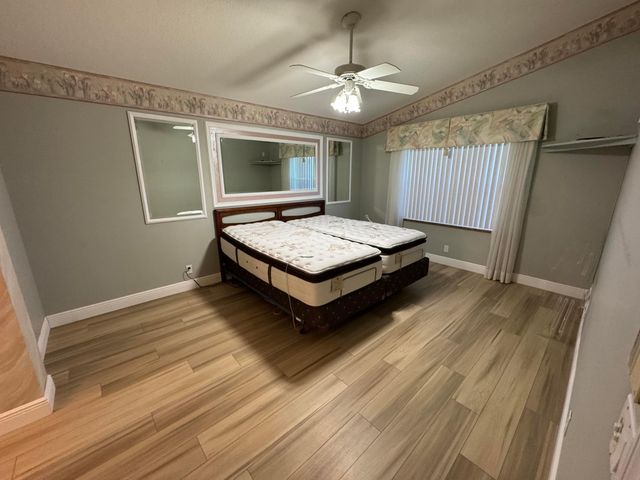 6693 Sun River Road, Boynton Beach, FL 33437