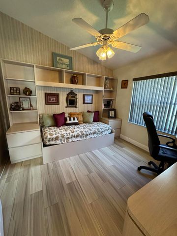 6693 Sun River Road, Boynton Beach, FL 33437