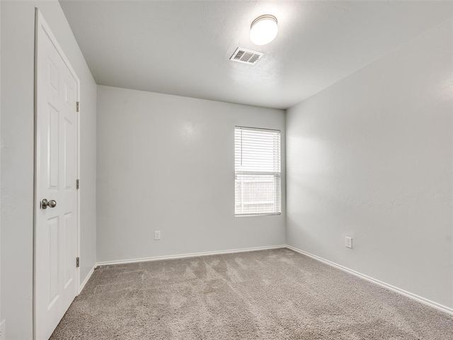 215 Waterside Drive, Newcastle, OK 73065