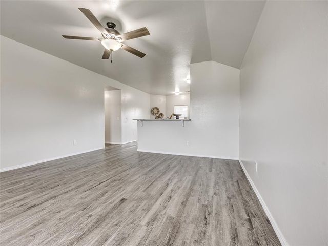 215 Waterside Drive, Newcastle, OK 73065
