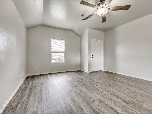 215 Waterside Drive, Newcastle, OK 73065