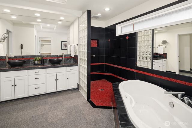 11257 NE 37th Place, Bellevue, WA 98004