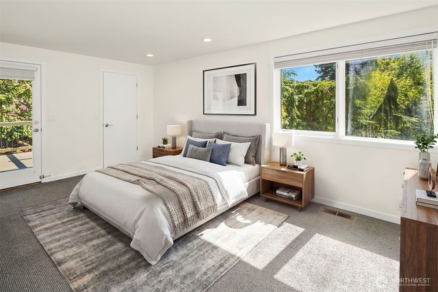 11257 NE 37th Place, Bellevue, WA 98004