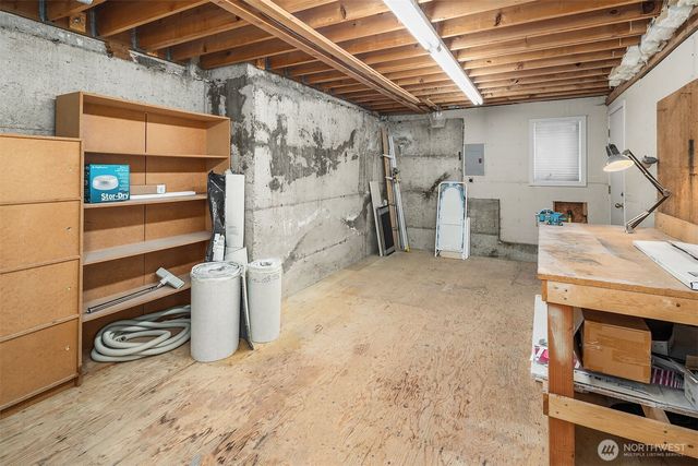 11257 NE 37th Place, Bellevue, WA 98004