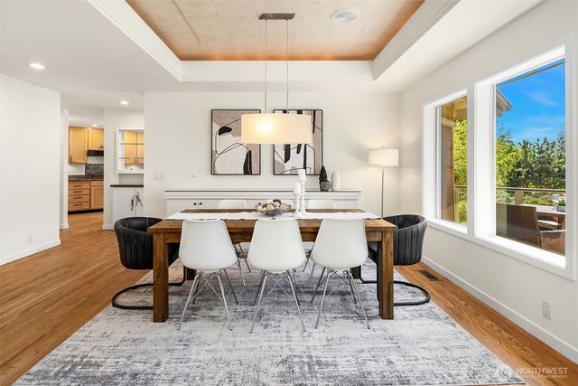11257 NE 37th Place, Bellevue, WA 98004