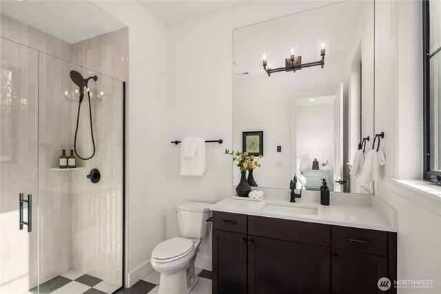 13988 SE 5th Street, Bellevue, WA 98005