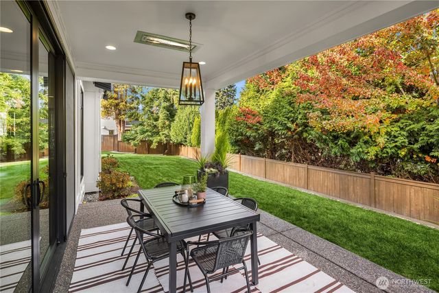 13988 SE 5th Street, Bellevue, WA 98005