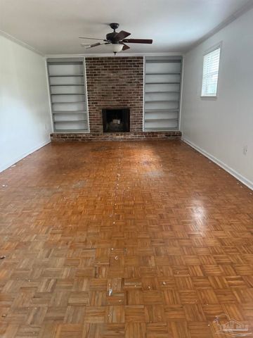 499 N 70th Ave, Pensacola, FL 32506