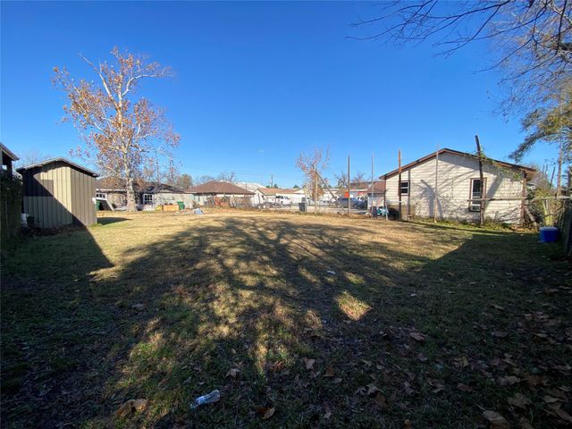3147 Golfcrest Boulevard, Houston, TX 77087
