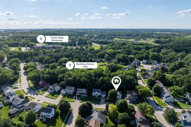 6915 Deerview Drive, Urbandale, IA 50322