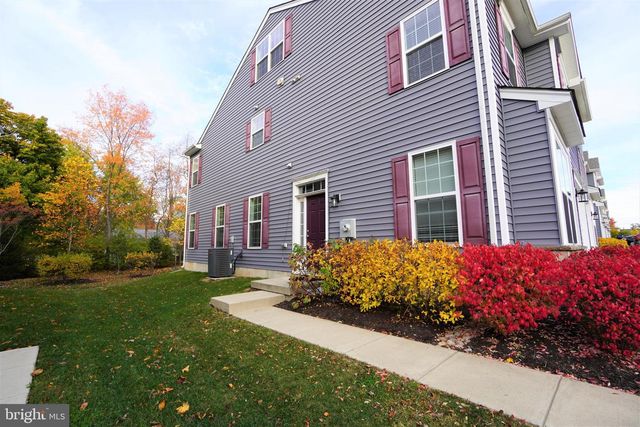 1013 CHAPMAN CIR, Hatfield, PA 19440
