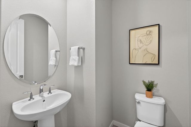 818 Gridley Terrace 4, Sunnyvale, CA 94085