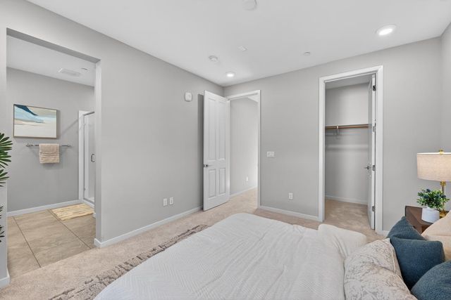 818 Gridley Terrace 4, Sunnyvale, CA 94085