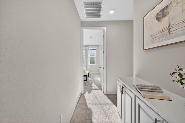 818 Gridley Terrace 4, Sunnyvale, CA 94085