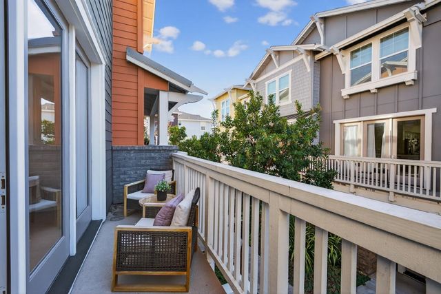 818 Gridley Terrace 4, Sunnyvale, CA 94085