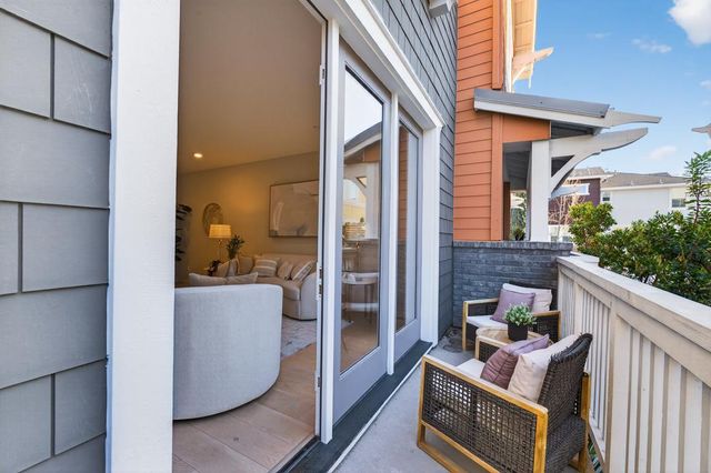 818 Gridley Terrace 4, Sunnyvale, CA 94085