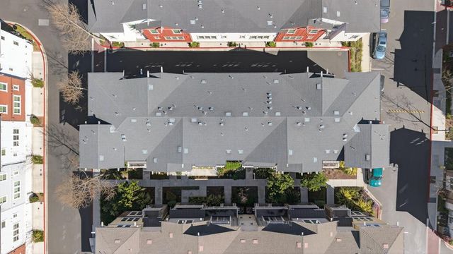 818 Gridley Terrace 4, Sunnyvale, CA 94085