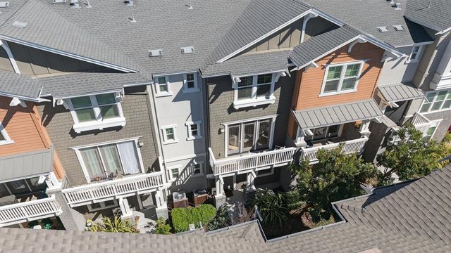 818 Gridley Terrace 4, Sunnyvale, CA 94085