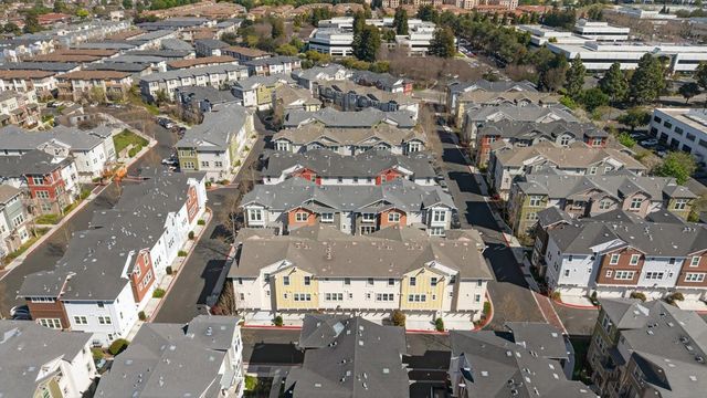 818 Gridley Terrace 4, Sunnyvale, CA 94085