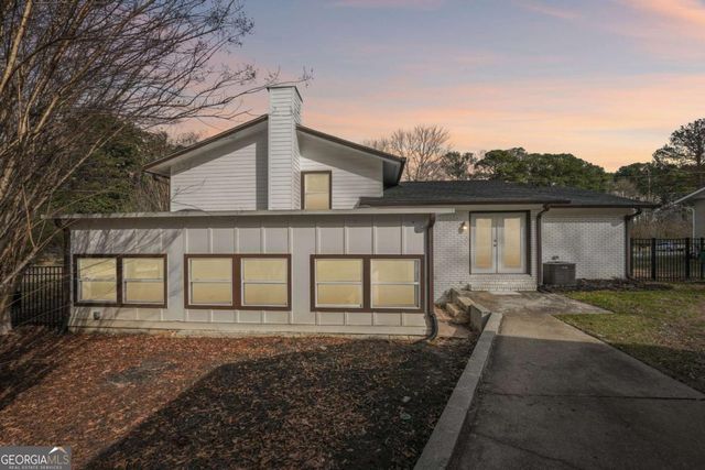 732 Earl Street SE, Marietta, GA 30067