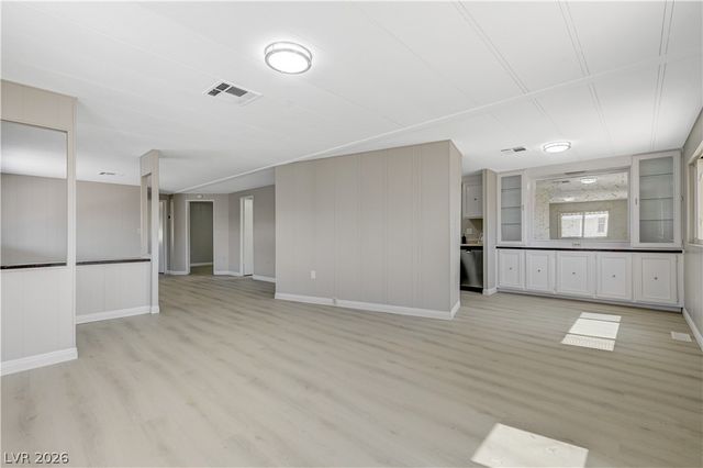 3652 Katmai Drive, Las Vegas, NV 89122
