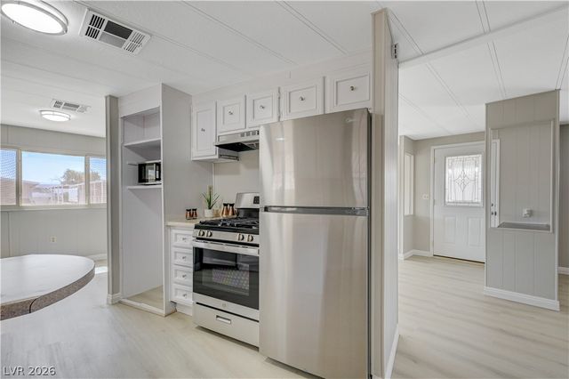 3652 Katmai Drive, Las Vegas, NV 89122
