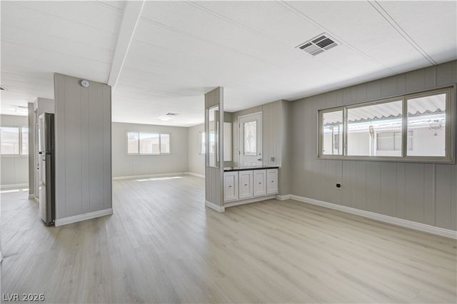 3652 Katmai Drive, Las Vegas, NV 89122