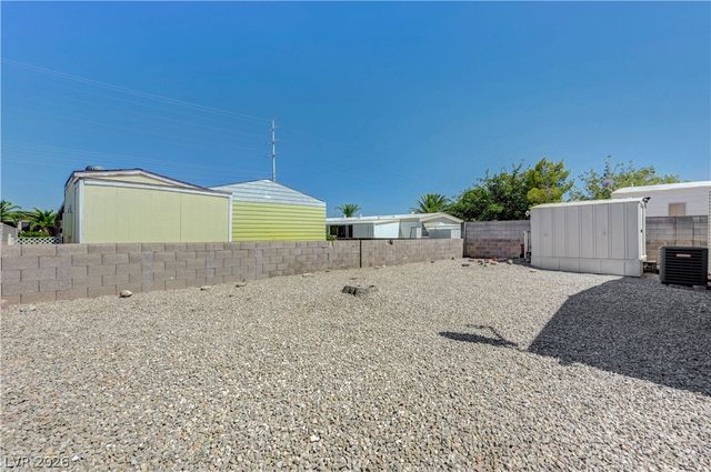 3652 Katmai Drive, Las Vegas, NV 89122