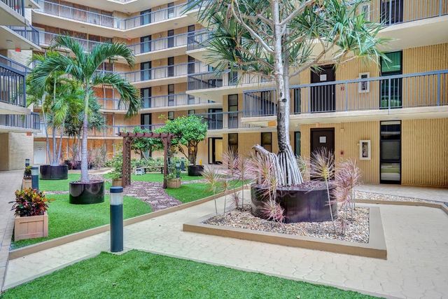 1167 Hillsboro Mile 308, Hillsboro Beach, FL 33062